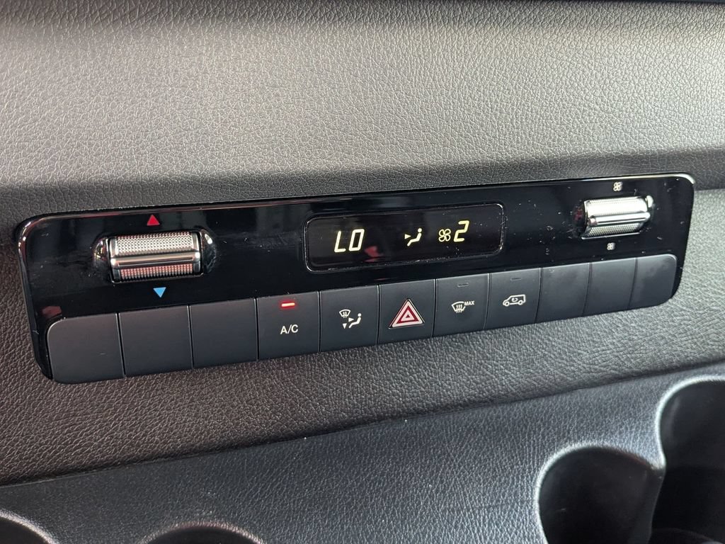 Used 2021 Mercedes-Benz Sprinter 2500 image 22