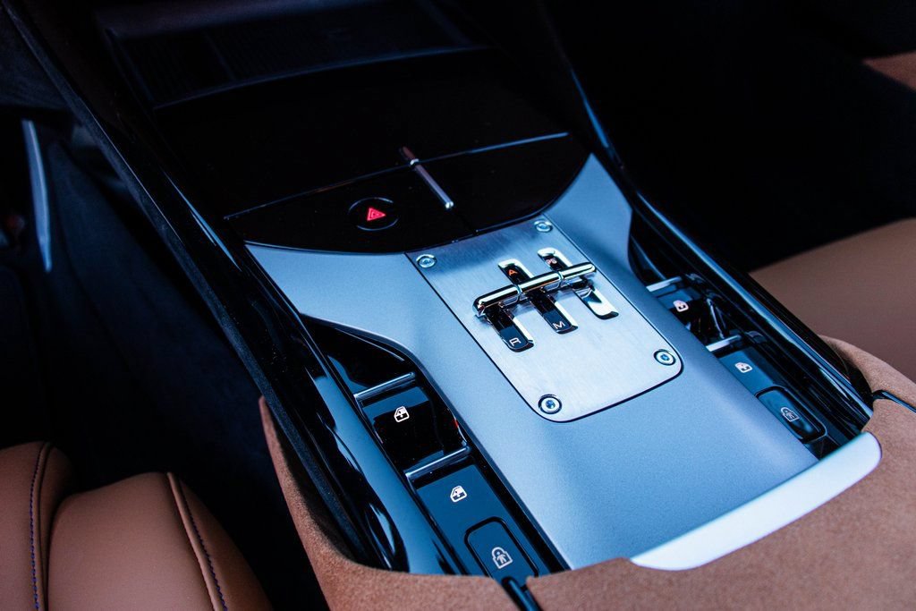 Certified 2024 Ferrari Purosangue AWD/4WD image 5