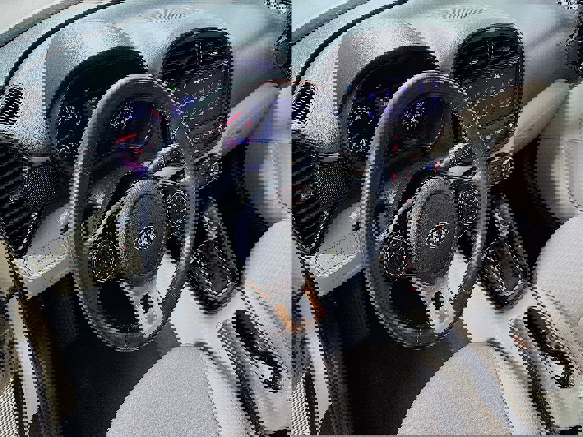 Used 2020 Kia Soul EX image 23