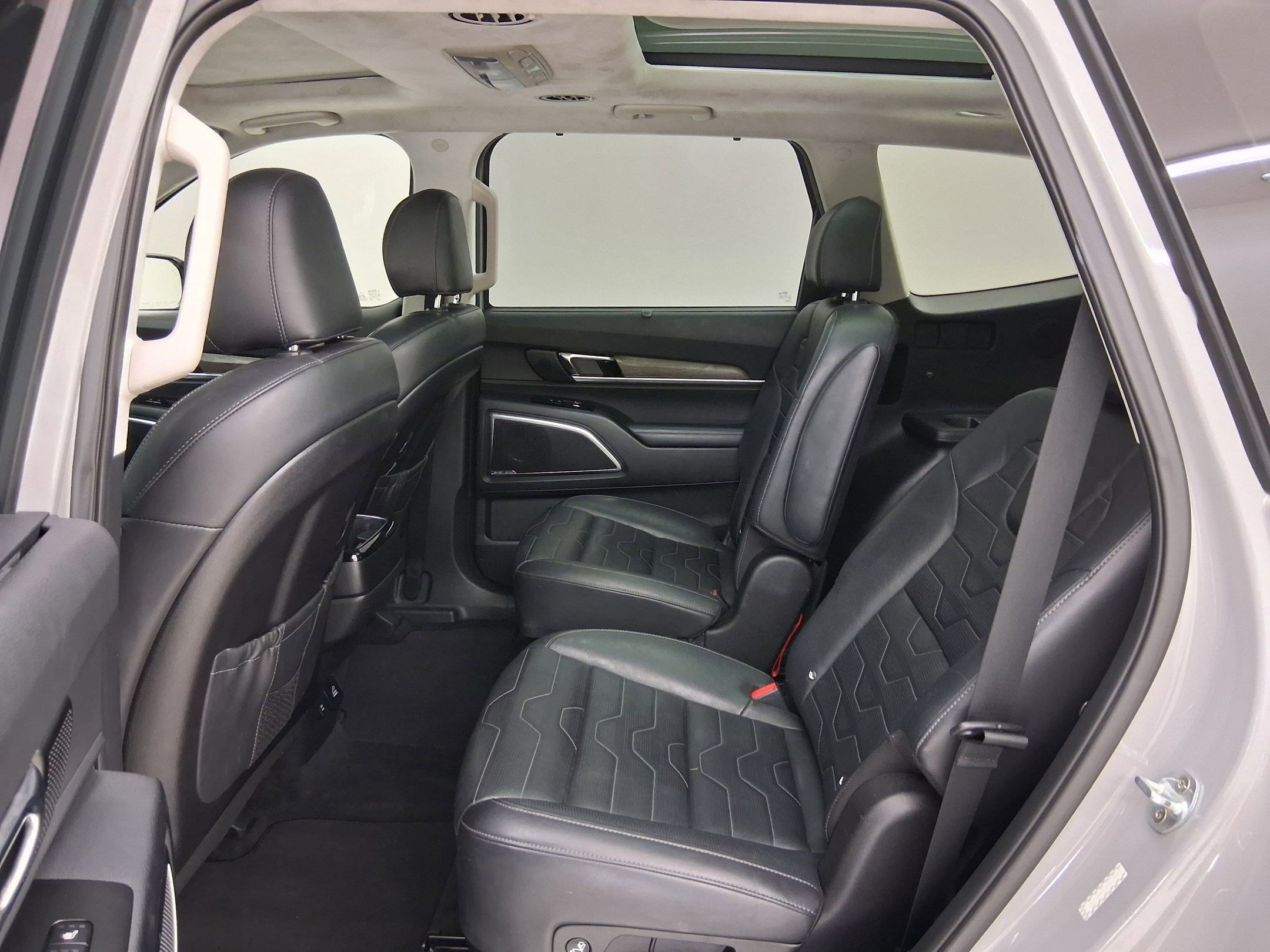 Used 2021 Kia Telluride SX w/ SX Prestige Package AWD/4WD image 14