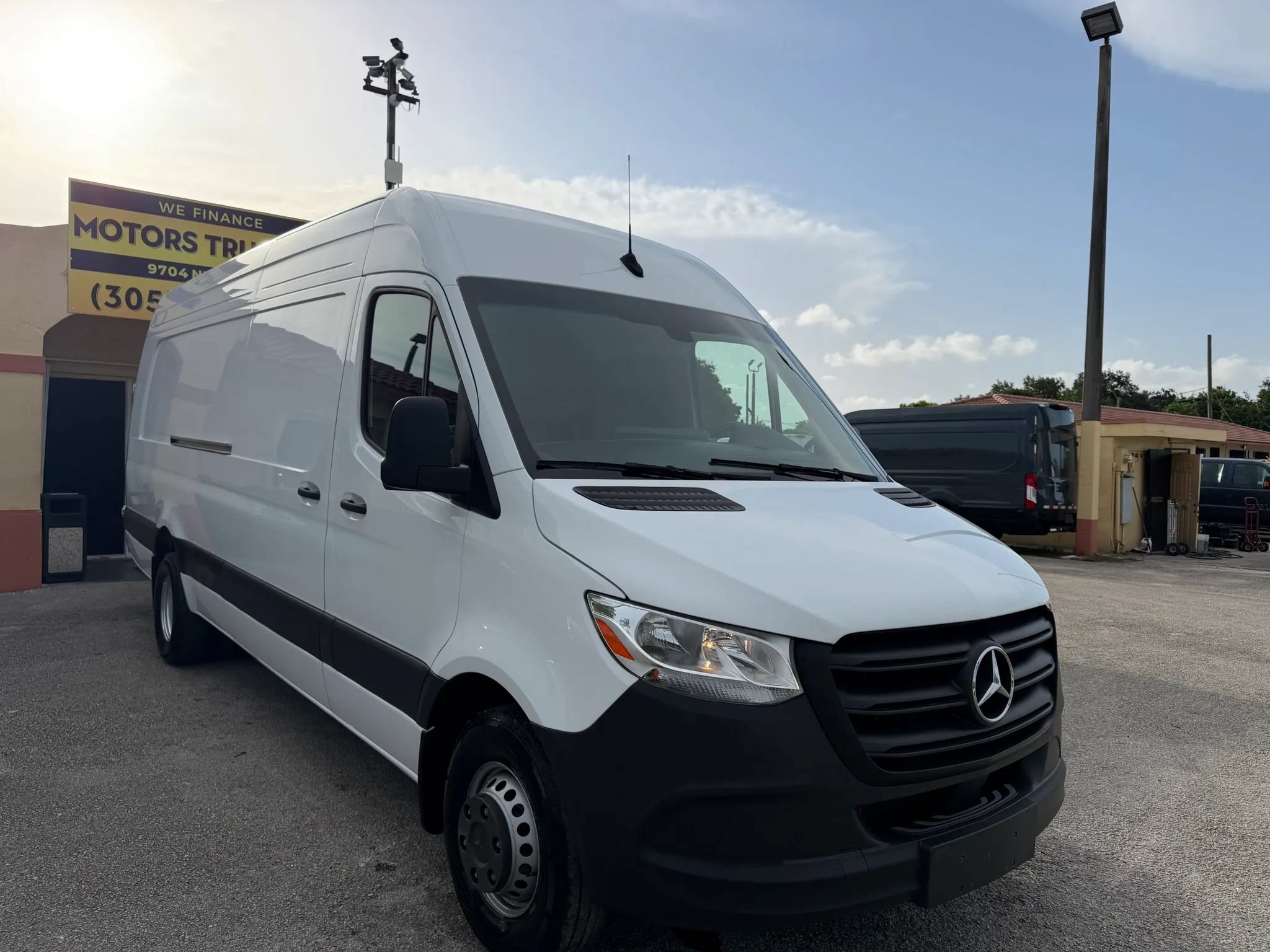 Used 2024 Mercedes-Benz Sprinter 3500 w/ Acoustic Package image 9