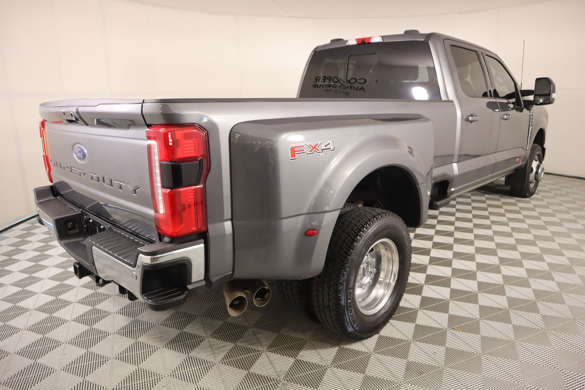 Used 2025 Ford F350 Lariat w/ Lariat Ultimate Package image 22