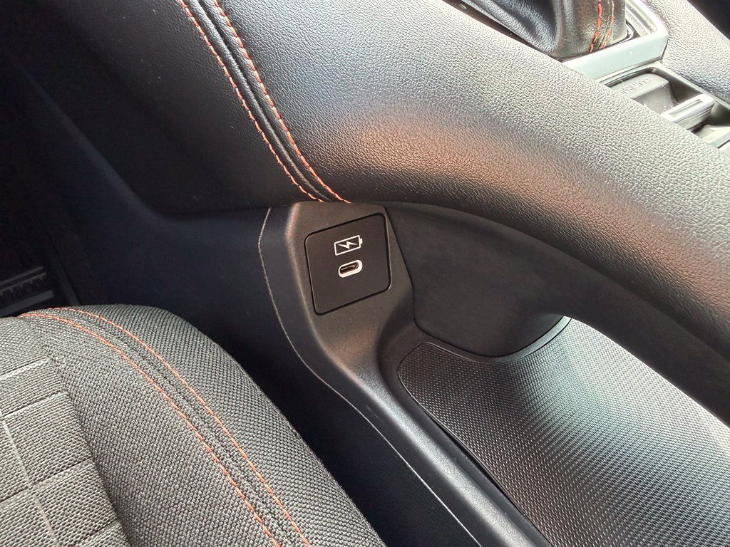 Used 2025 Honda HR-V Sport image 25