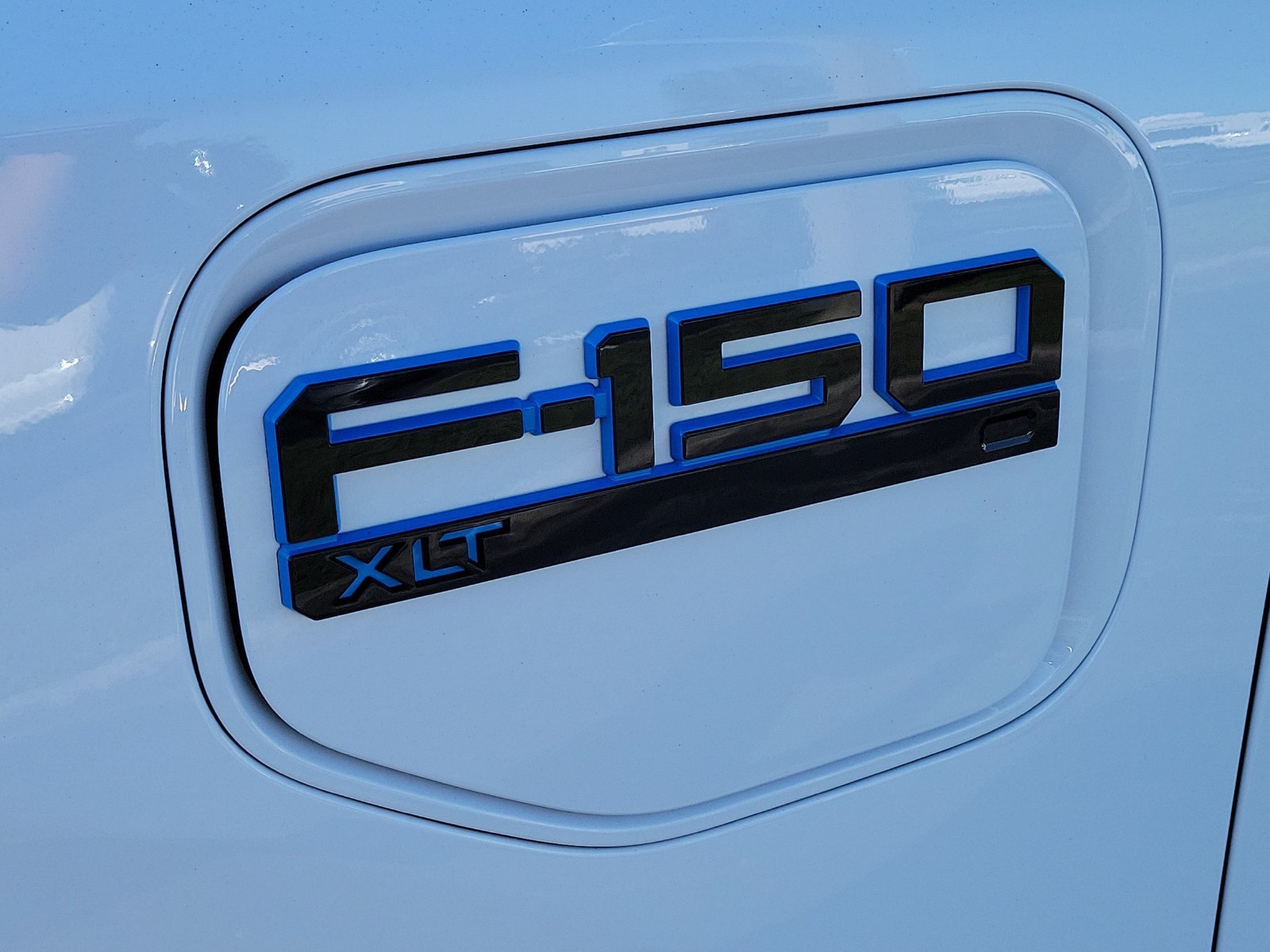 Certified 2024 Ford F150 Lightning XLT AWD/4WD image 8