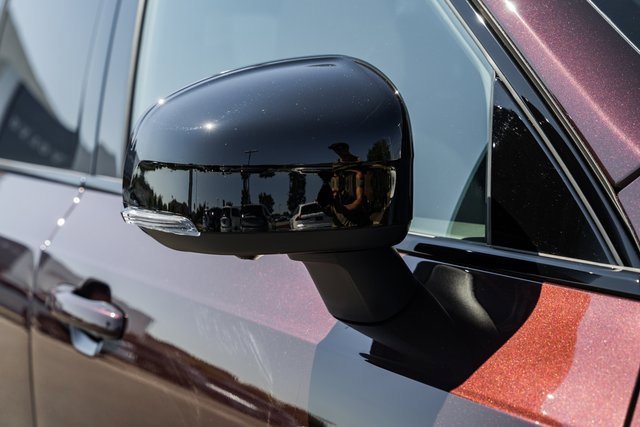 New 2026 Volvo XC90 B6 Ultra w/ Lounge Package image 14