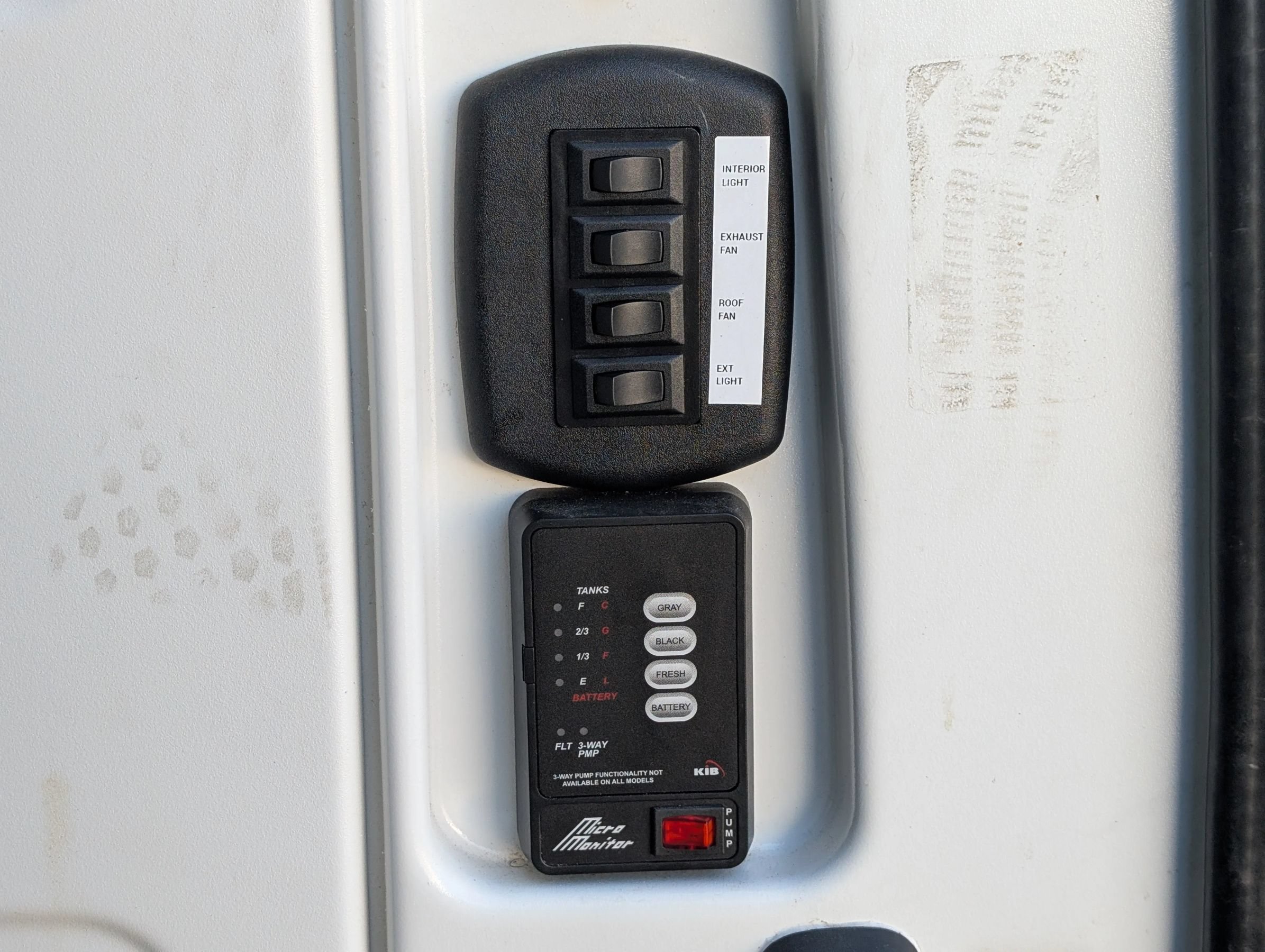 Used 2021 Mercedes-Benz Sprinter 4500 w/ Parking Package image 15