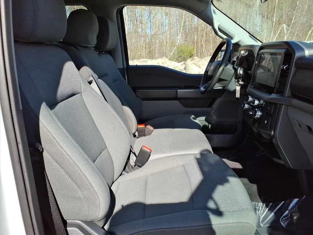 Certified 2025 Ford F150 XLT w/ Equipment Group 301A Standard image 10