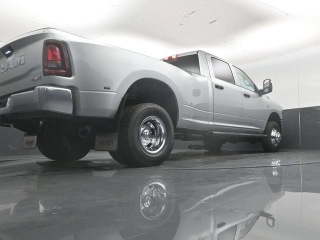 New 2026 RAM 3500 Tradesman AWD/4WD image 45