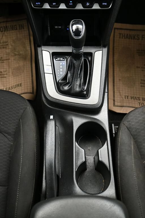 Used 2020 Hyundai Elantra SE w/ Cargo Package (C1) FWD image 19
