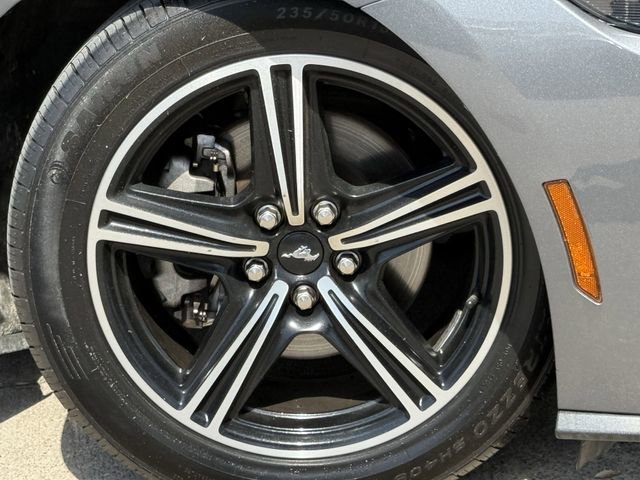 Used 2024 Ford Mustang Premium image 6