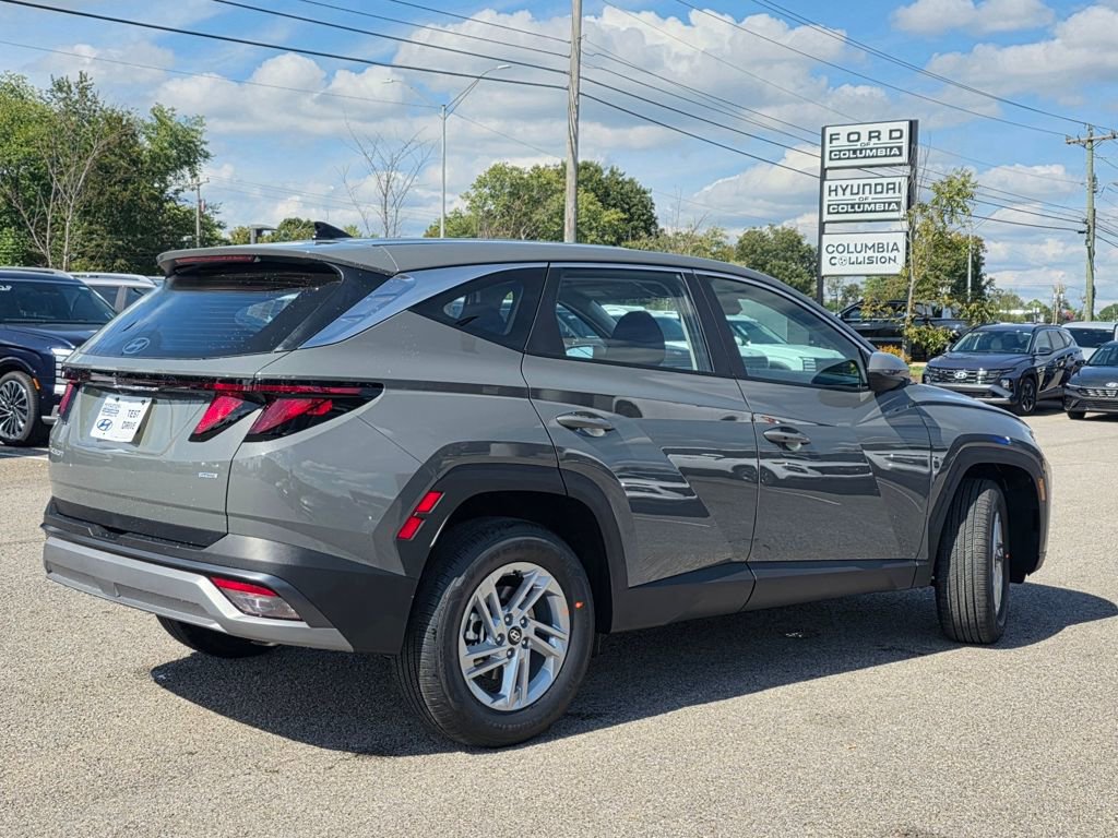 New 2026 Hyundai Tucson SE image 8