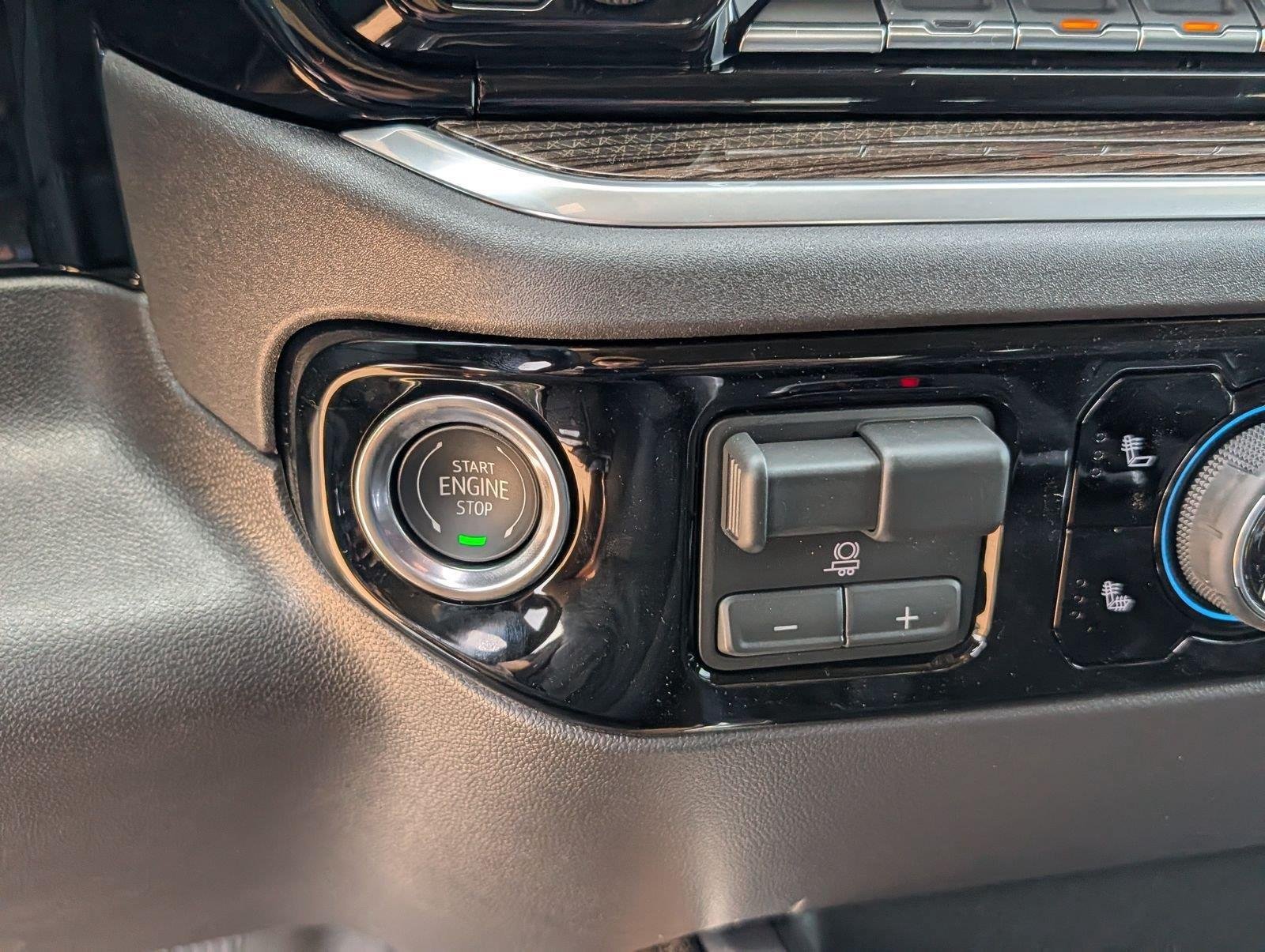 New 2026 Chevrolet Silverado 1500 RST w/ RST All Star Premium Package AWD/4WD image 19