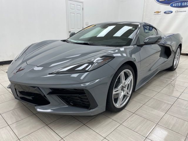 Used 2025 Chevrolet Corvette Stingray Coupe w/ 1LT image 17