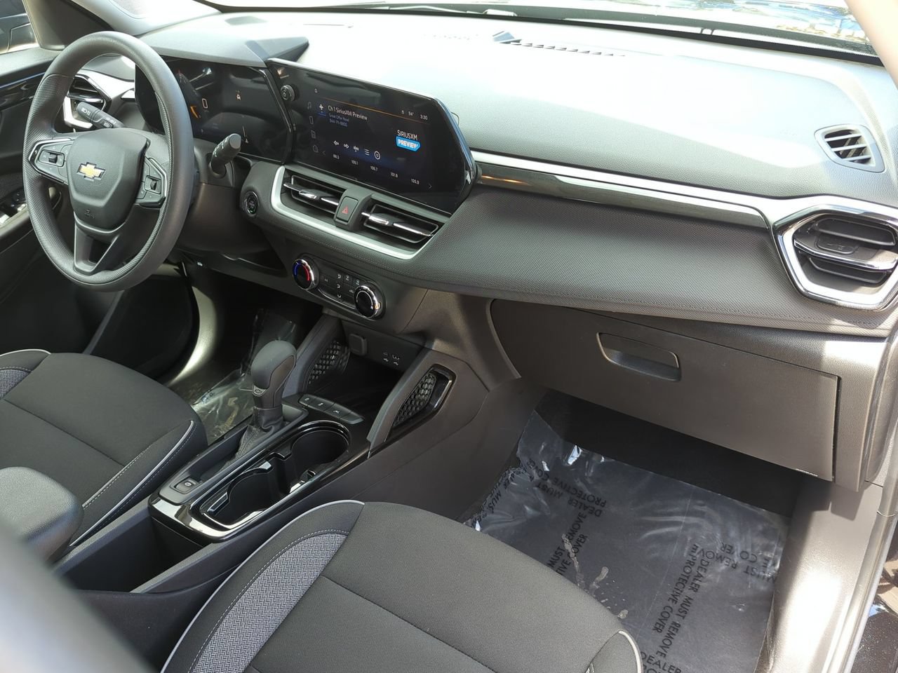 Used 2024 Chevrolet TrailBlazer LS w/ LS Confidence Package FWD image 25
