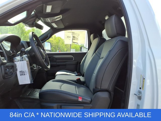 New 2026 RAM 5500 4x4 Regular Cab image 26
