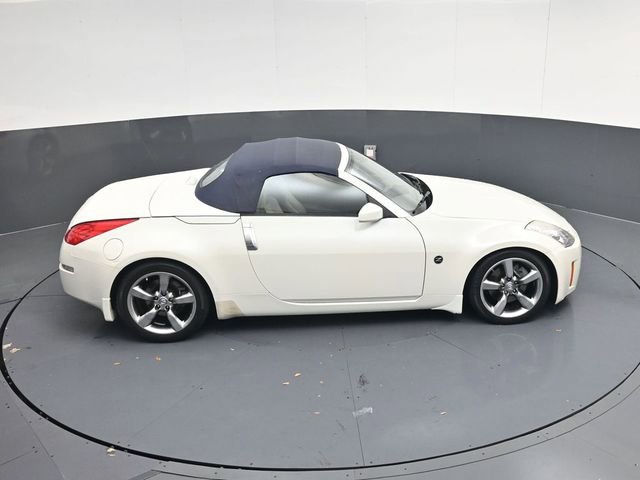 Used 2006 Nissan 350Z Touring image 31