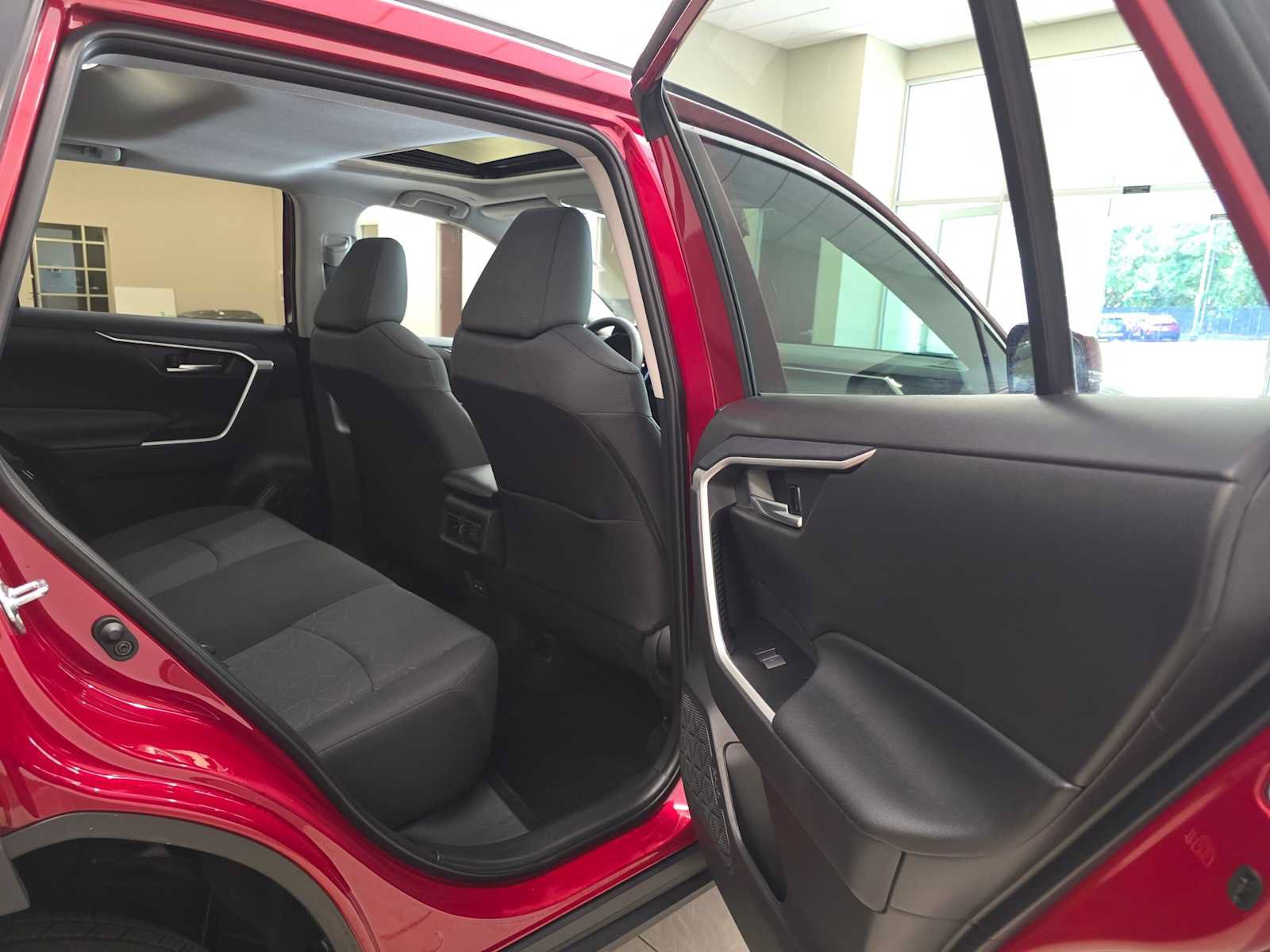Certified 2025 Toyota RAV4 XLE w/ Convenience Package AWD/4WD image 27