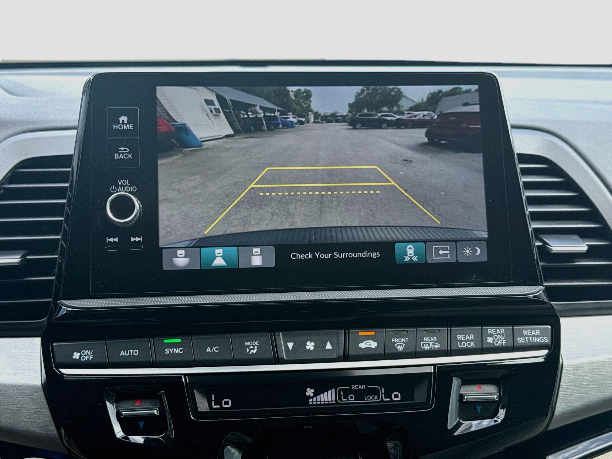 Certified 2025 Honda Odyssey Touring image 14