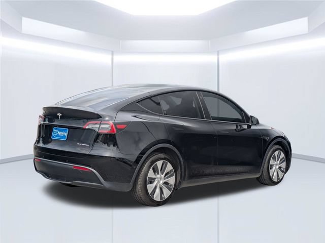Used 2022 Tesla Model Y Long Range AWD/4WD image 6