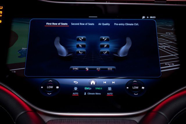 New 2026 Mercedes-Benz EQS 400 4MATIC SUV image 18