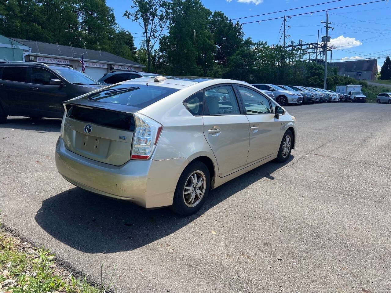 Used 2011 Toyota Prius Four w/ Solar Roof Pkg FWD image 4