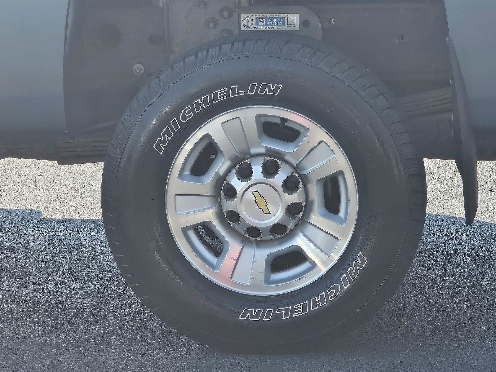 Used 2008 Chevrolet Silverado 2500 LTZ w/ Safety Package AWD/4WD image 26