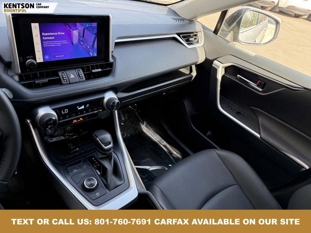 Used 2025 Toyota RAV4 XLE Premium image 23