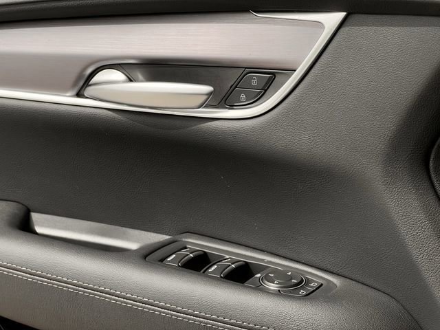 New 2026 Cadillac XT5 Luxury image 19