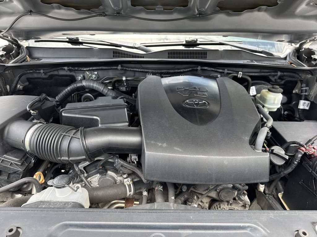 Used 2017 Toyota Tacoma TRD Sport w/ Tow Package RWD image 56
