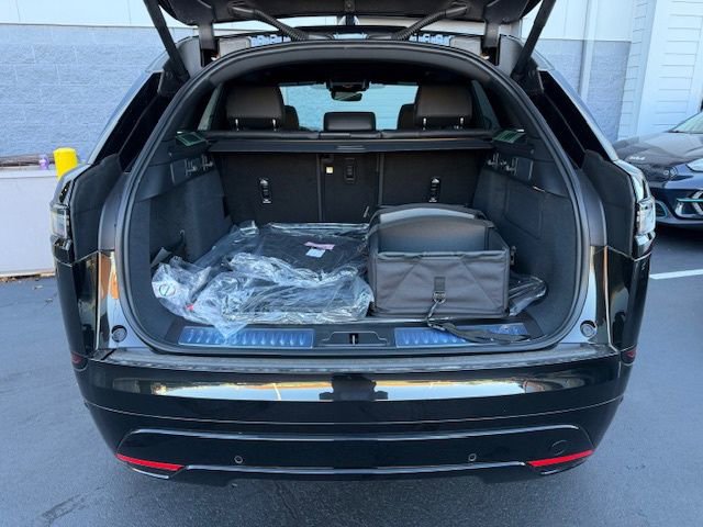 New 2026 Land Rover Range Rover Velar Dynamic SE image 34