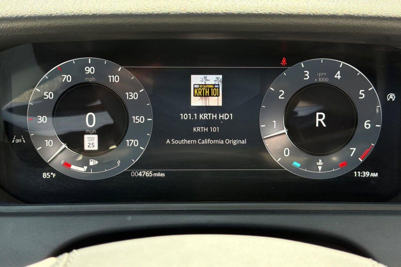 Used 2026 Land Rover Range Rover Velar S AWD/4WD image 19