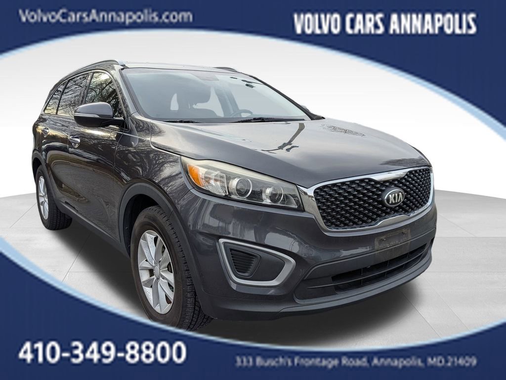 Used 2016 Kia Sorento LX w/ LX Convenience Package