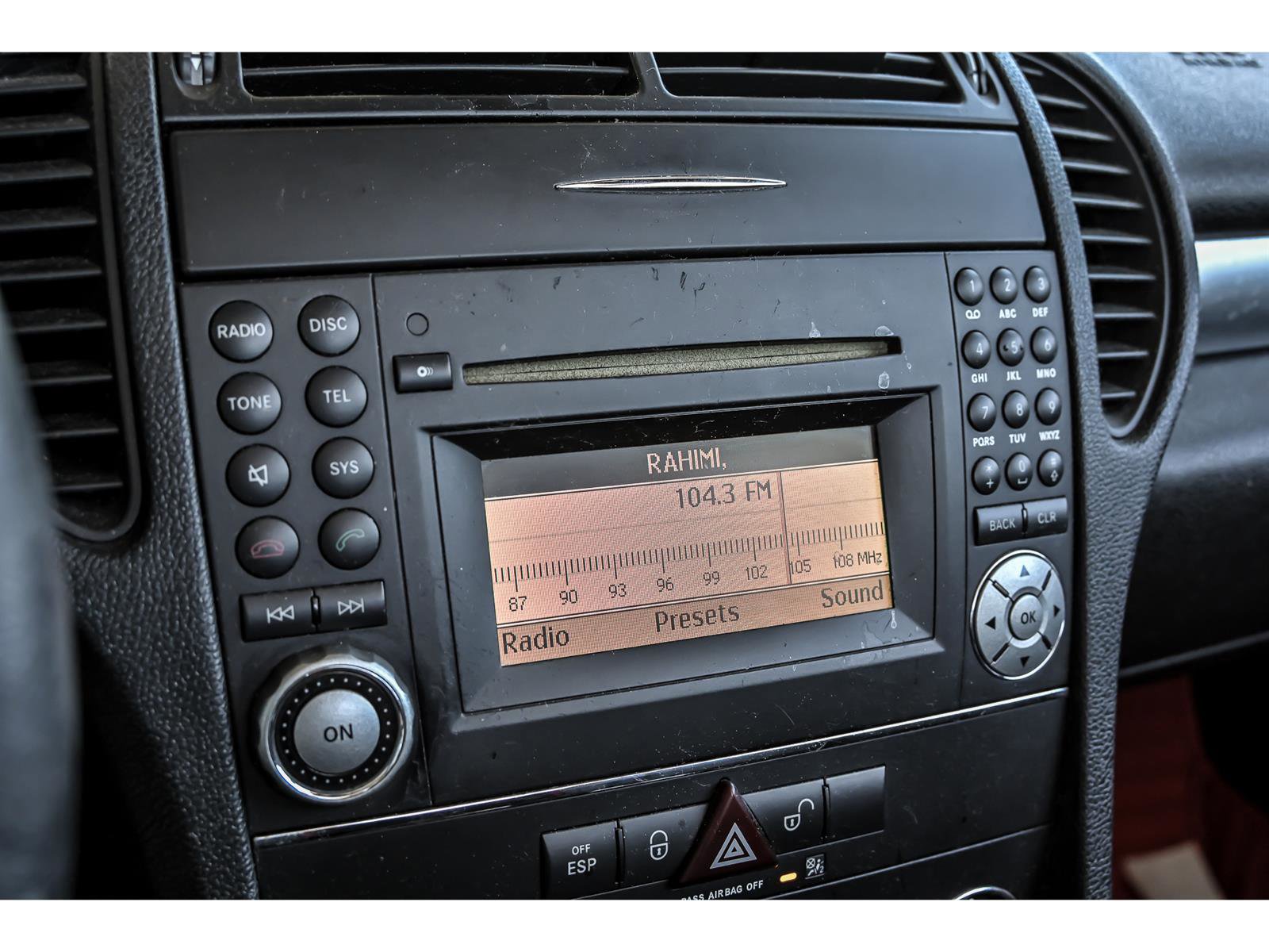 Used 2009 Mercedes-Benz SLK 300 image 17