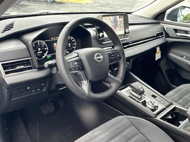 New 2026 Nissan Rogue SL AWD/4WD image 32