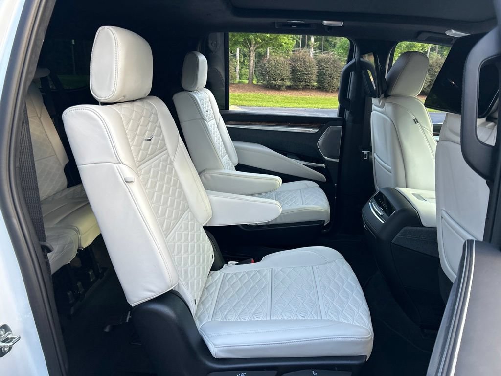 Used 2026 Cadillac Escalade ESV Platinum Sport AWD/4WD image 64
