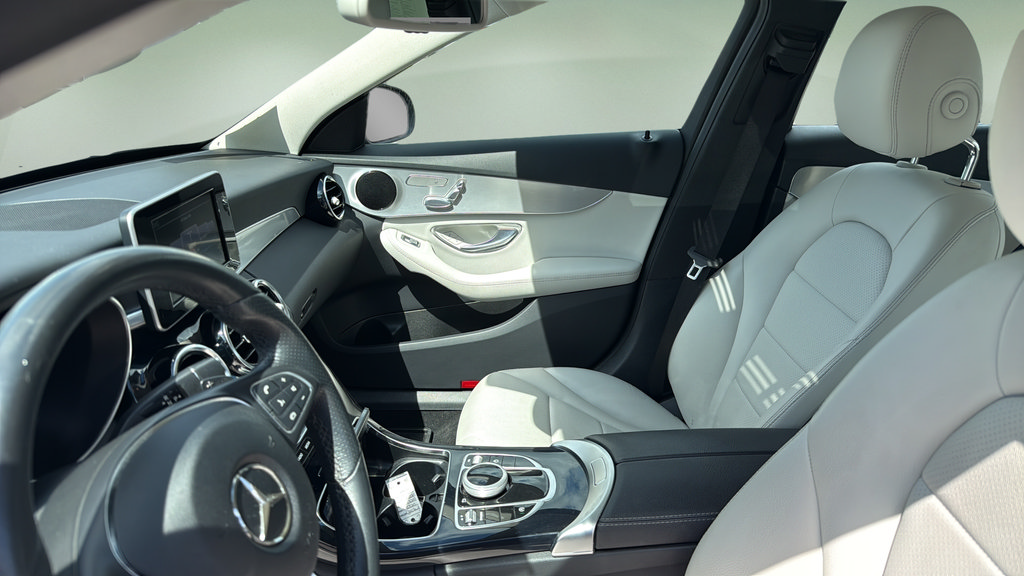 Used 2018 Mercedes-Benz C 300 4MATIC Sedan image 13