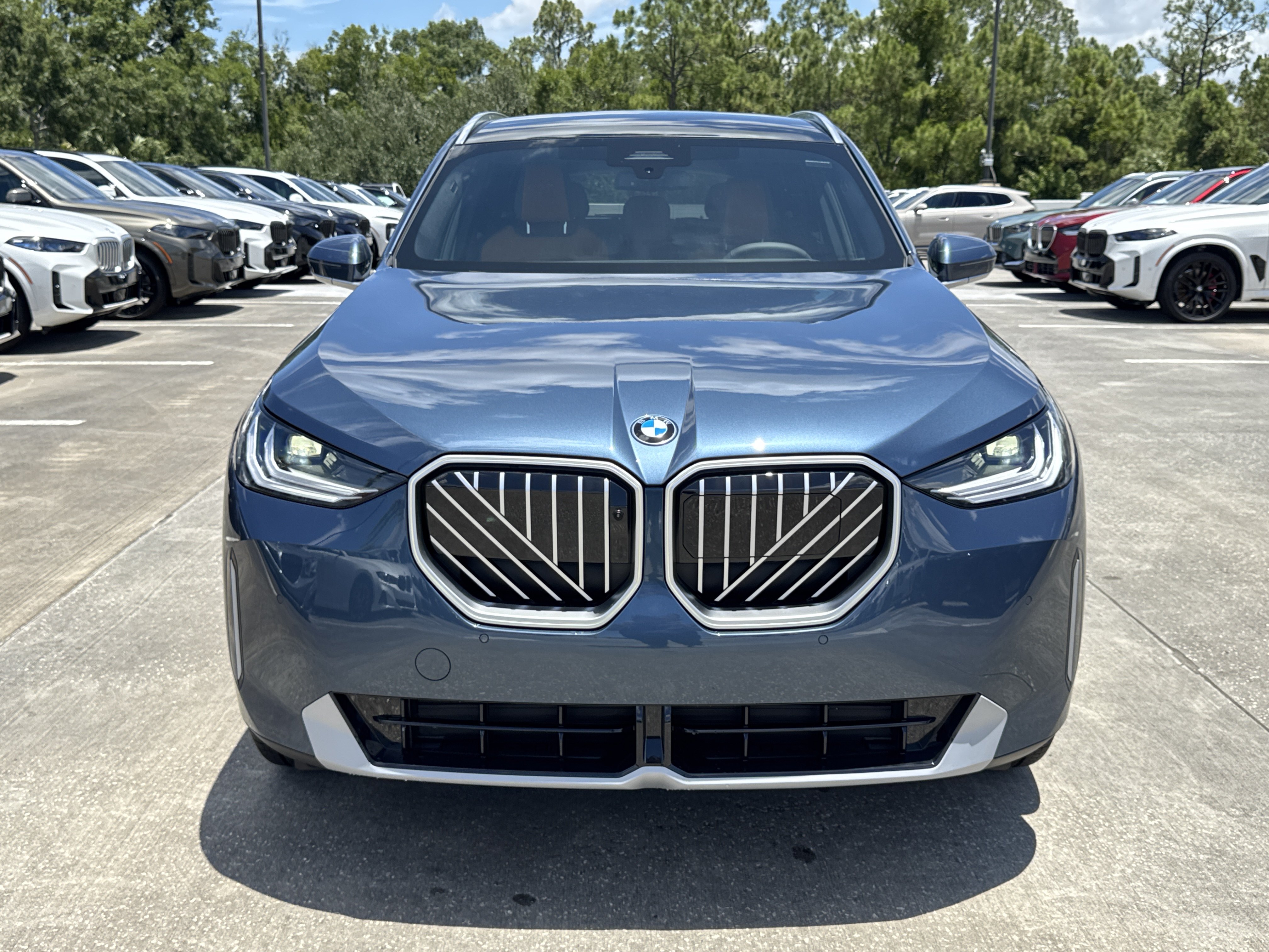 New 2026 BMW X3 xDrive30i w/ Premium Package AWD/4WD image 2