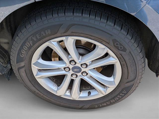 Used 2019 Ford Edge SEL w/ Equipment Group 201A AWD/4WD image 7