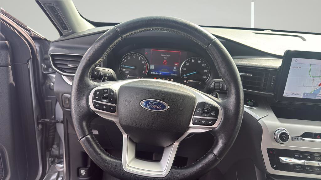 Used 2020 Ford Explorer XLT w/ Equipment Group 202A image 15