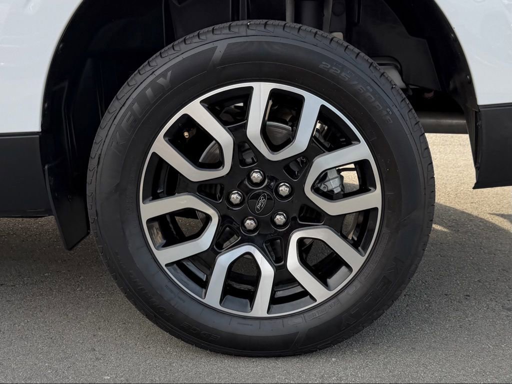 Certified 2024 Ford Maverick Lariat image 11