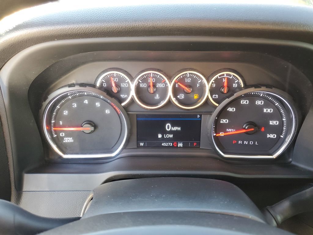 Used 2023 Chevrolet Silverado 2500 Custom w/ Custom Value Package image 29