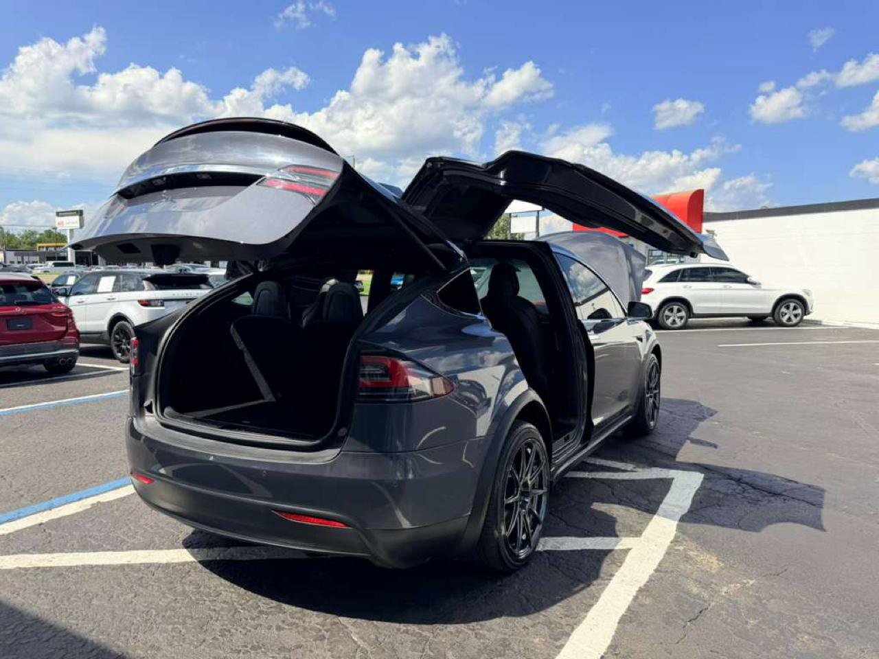 Used 2019 Tesla Model X 100D AWD/4WD image 7