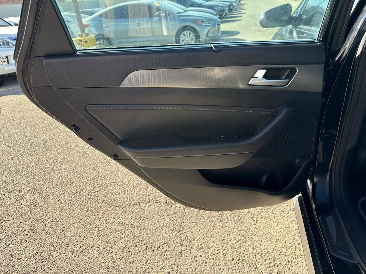 Used 2015 Hyundai Sonata Limited 2.0T image 15