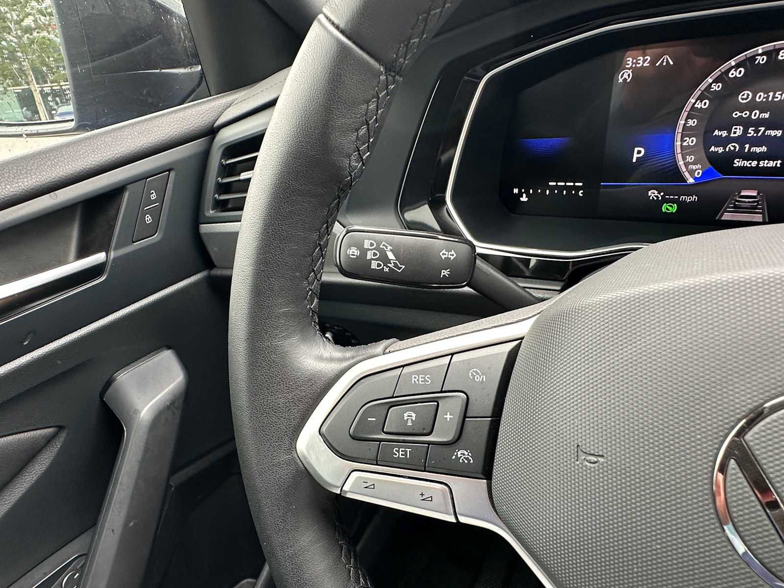 Used 2024 Volkswagen Jetta Sport image 30