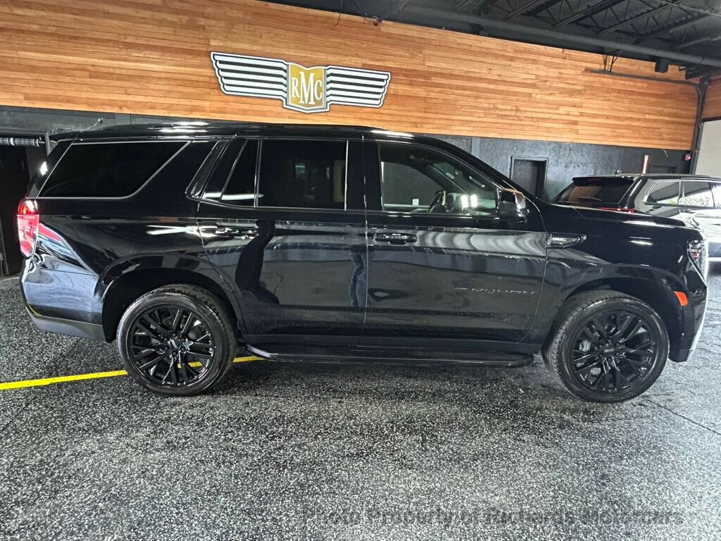 Used 2023 GMC Yukon SLE w/ Gmc Pro Safety Plus Package AWD/4WD image 2