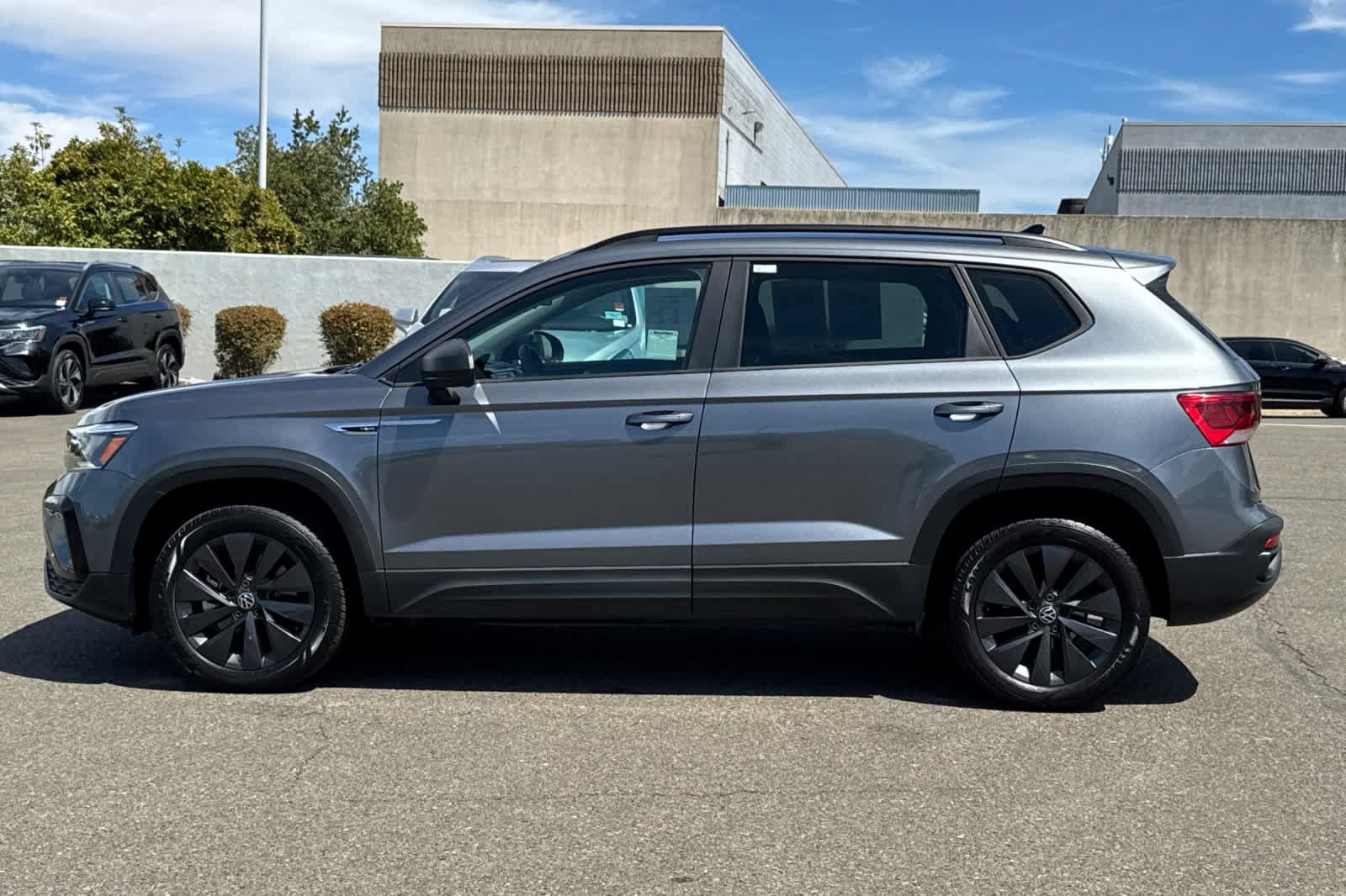 Used 2022 Volkswagen Taos S w/ IQ Drive S Package FWD image 9