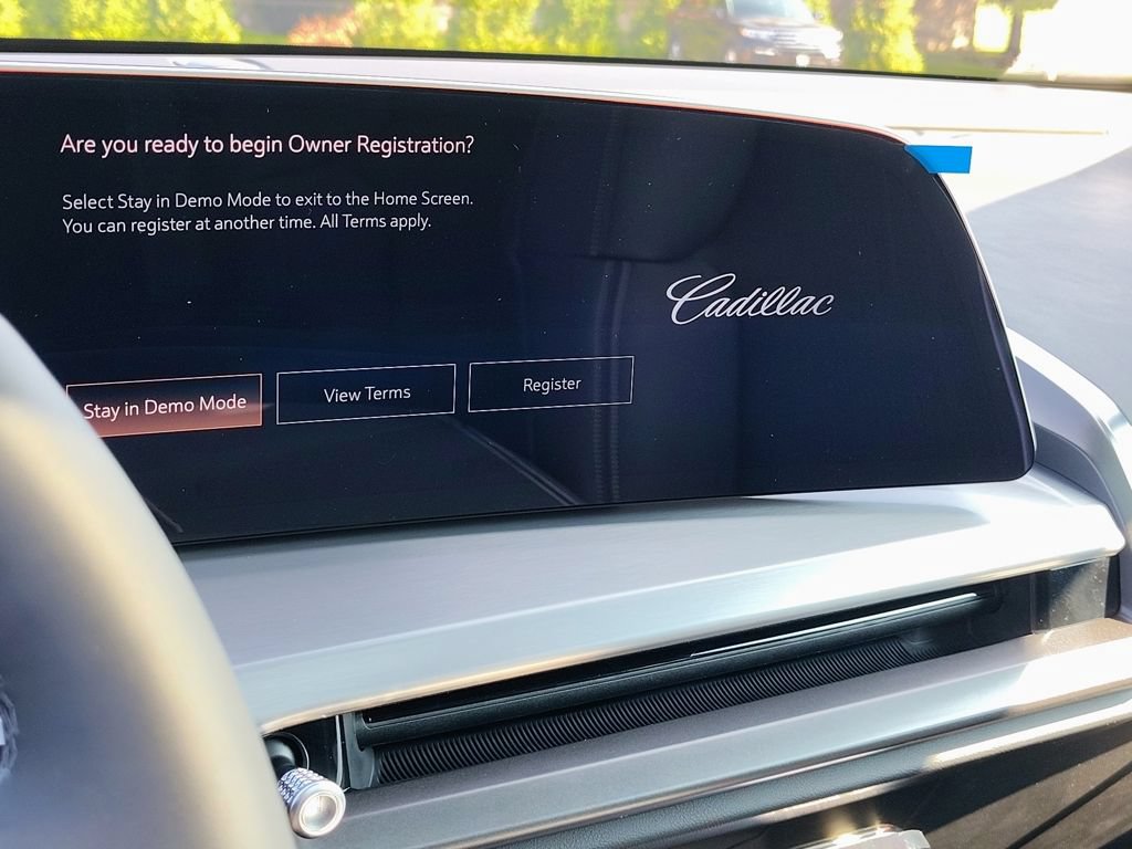 New 2027 Cadillac Vistiq Premium Luxury w/ LPO, Floor Liner Package AWD/4WD image 29