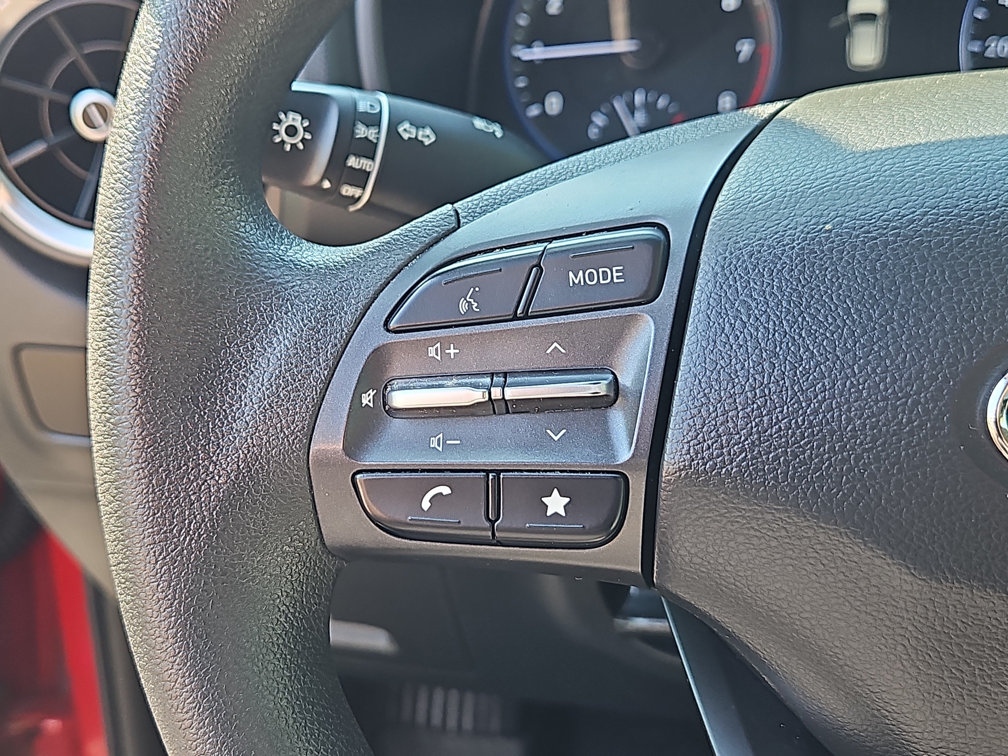 Used 2022 Hyundai Kona SEL AWD/4WD image 17
