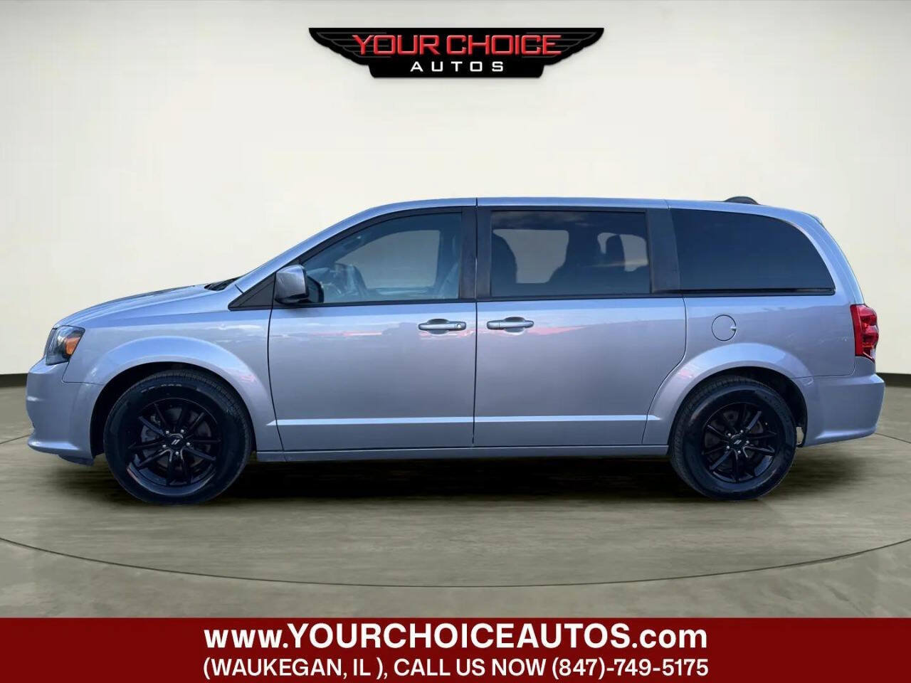 Used 2019 Dodge Grand Caravan GT FWD image 4