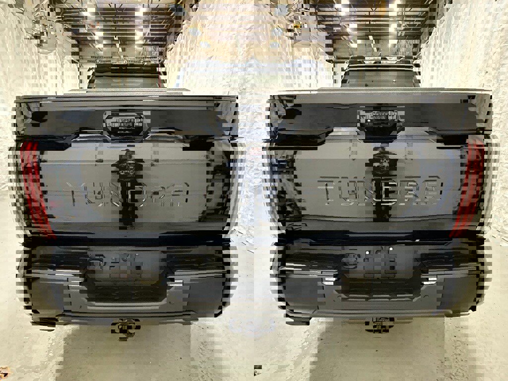 Used 2025 Toyota Tundra Platinum image 6